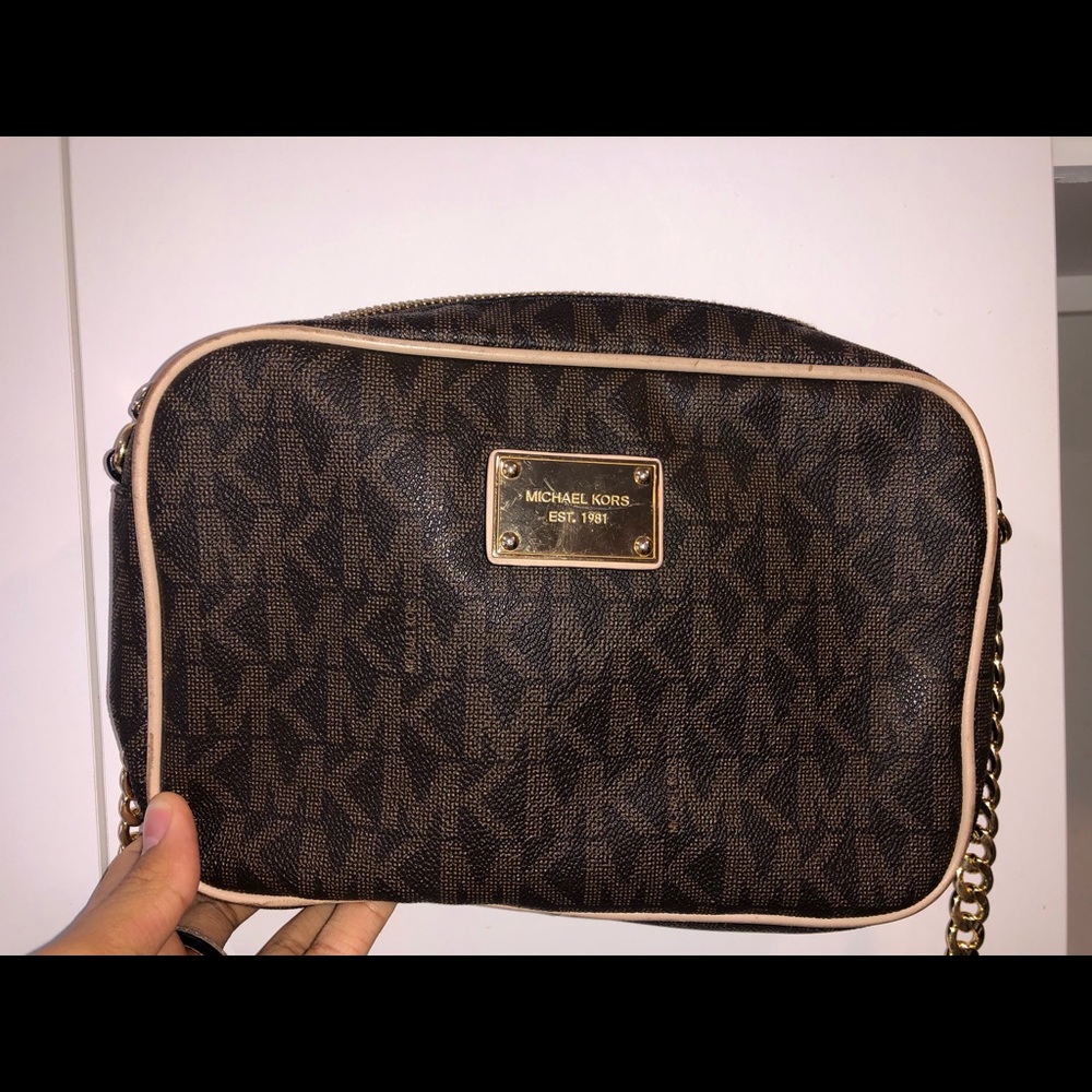 Jet Set Travel Logo Michael Kors Crossbody Bag